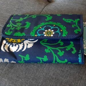 Initials Inc Tri Fold Wallet. NWT